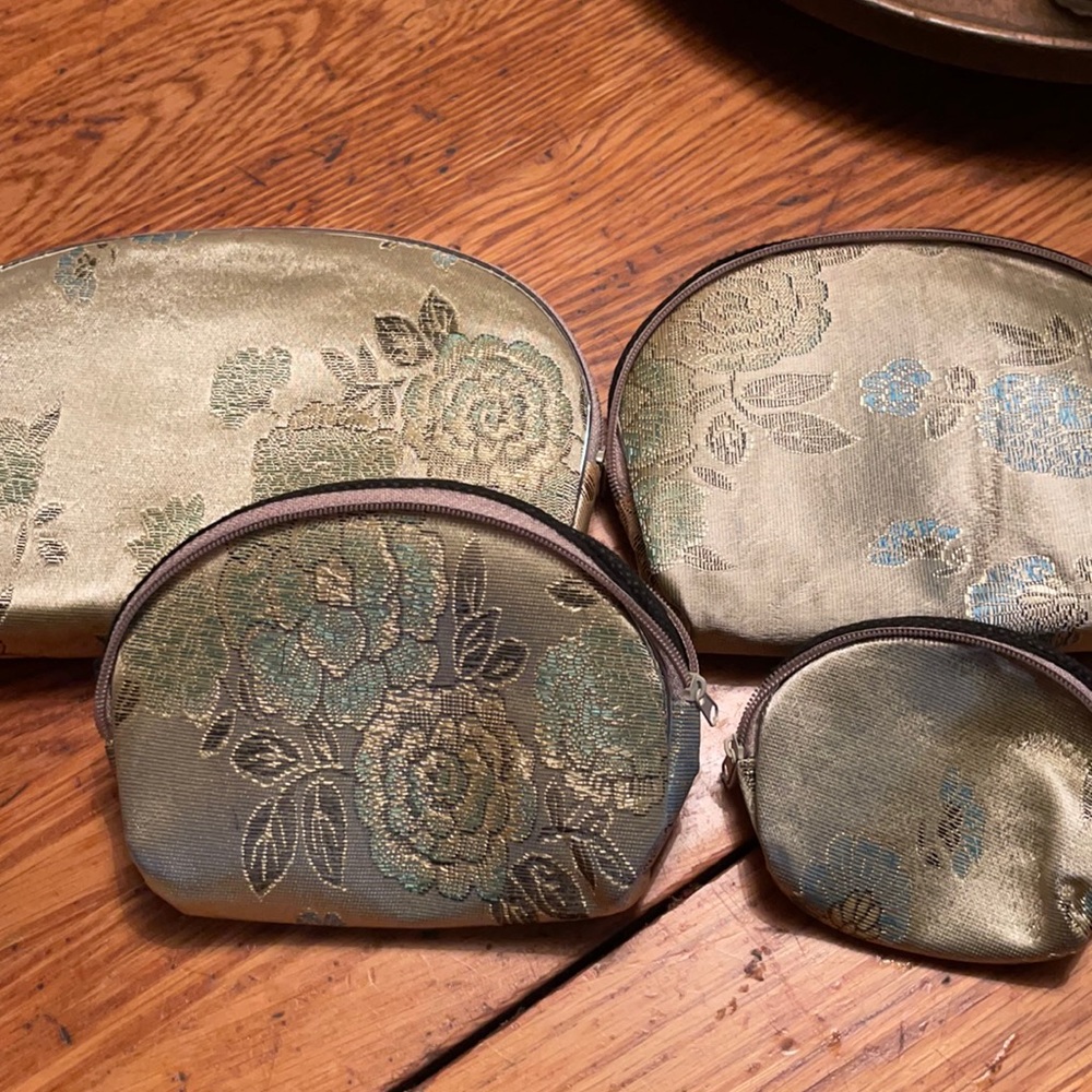 Brand new nesting cosmetic bags goldish green